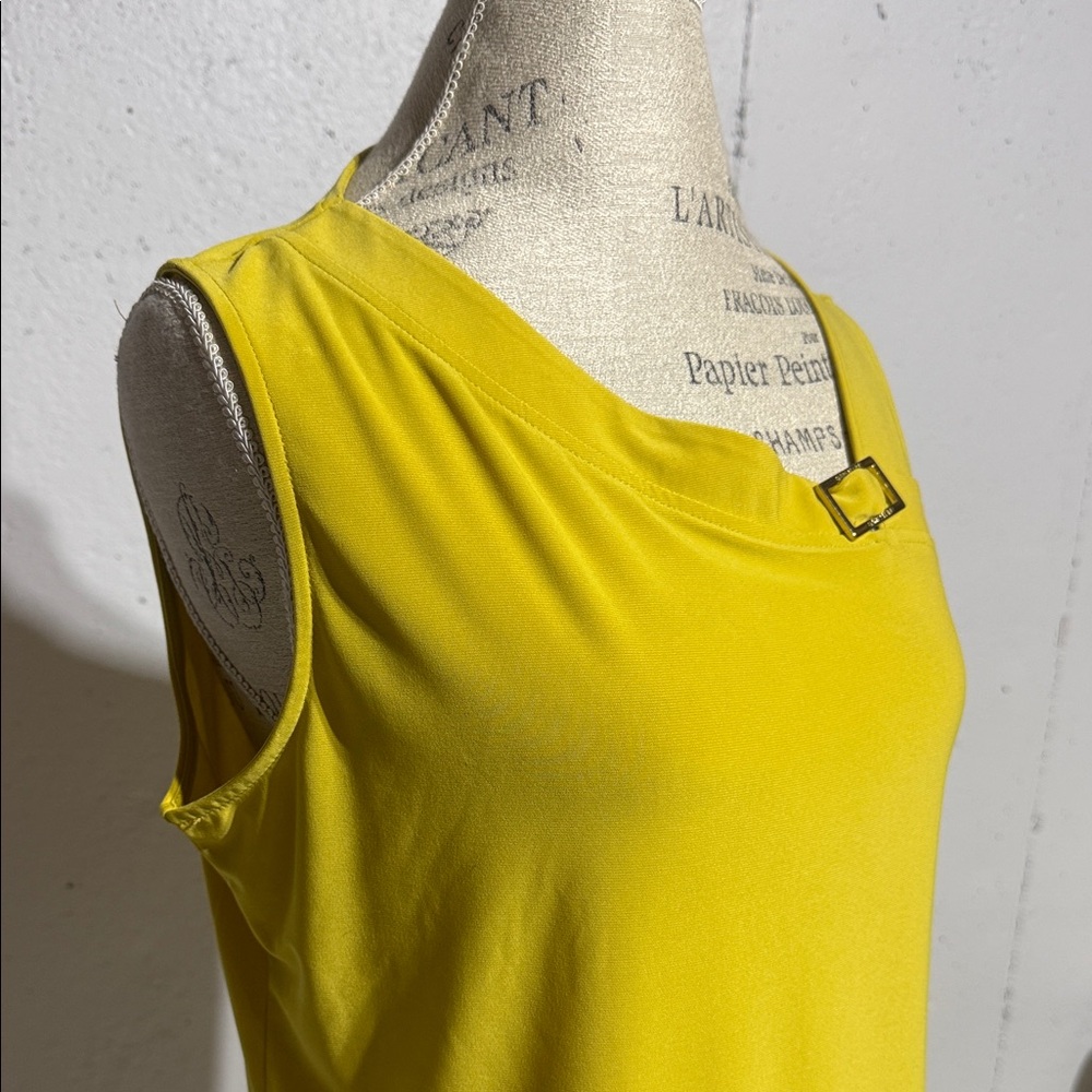 🛍️Anne Klein Vibrant Yellow Tank Top.